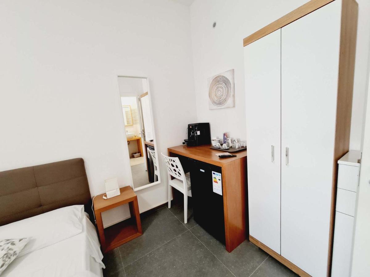 Medusa Room Apartment ปอร์โตเชซาเรโอ ภายนอก รูปภาพ