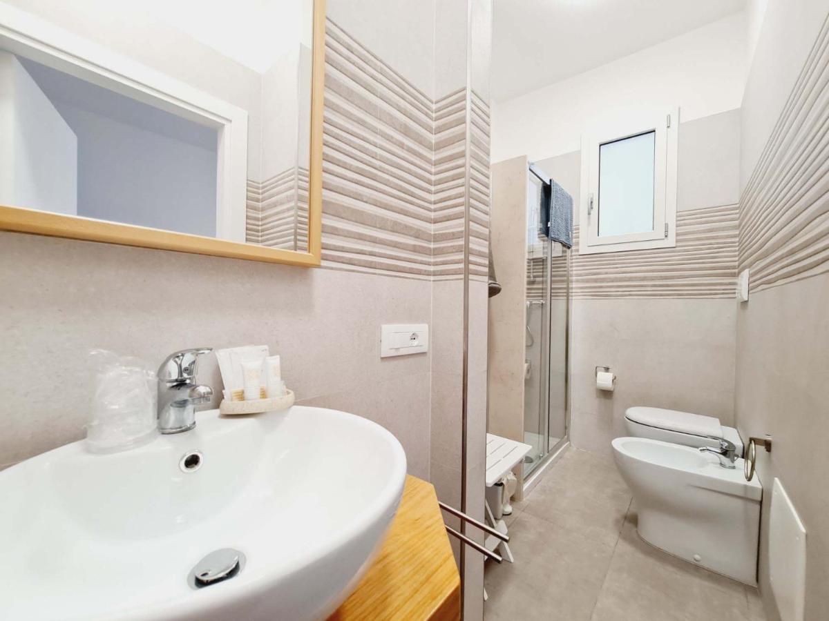Medusa Room Apartment ปอร์โตเชซาเรโอ ภายนอก รูปภาพ