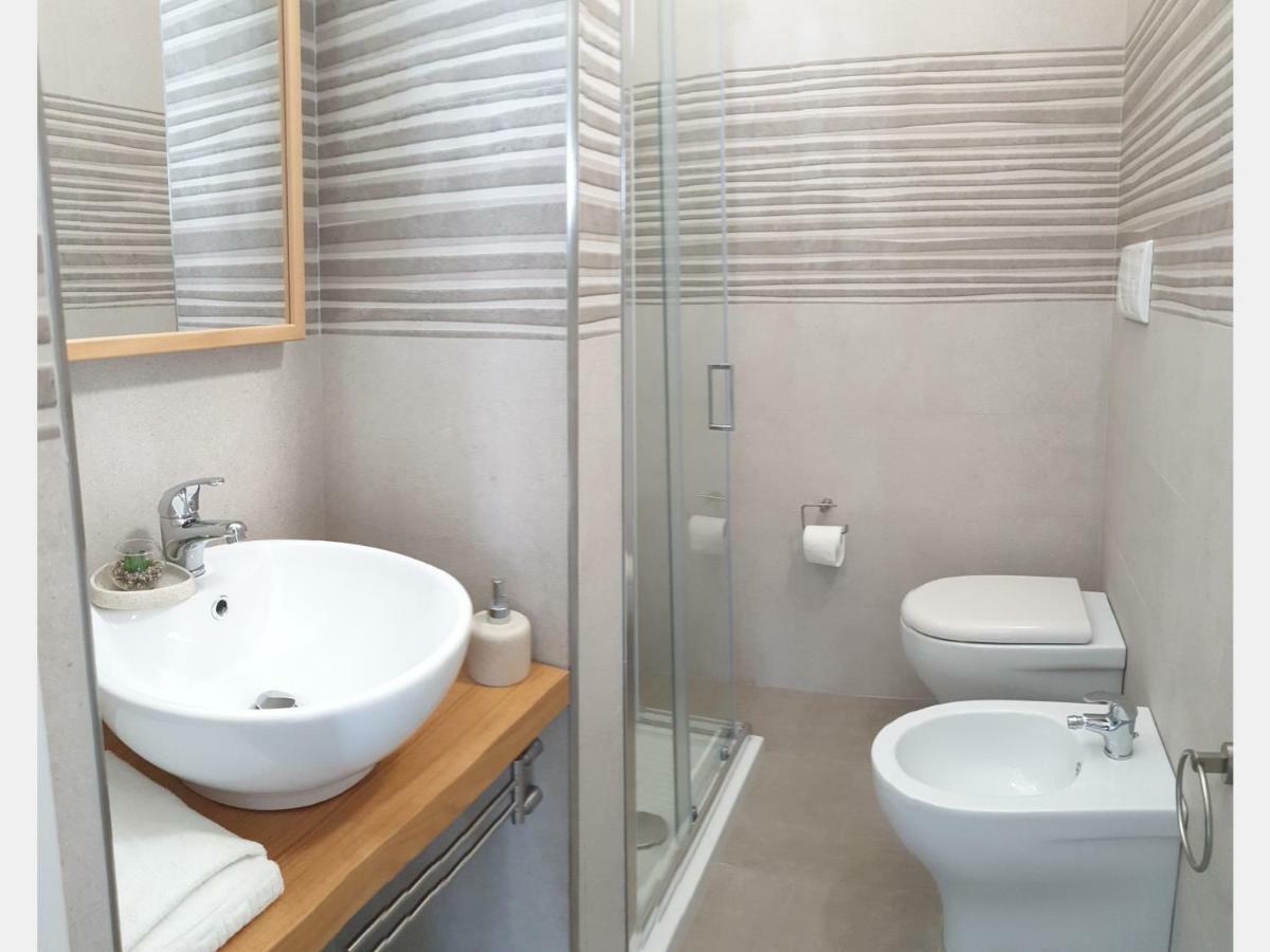 Medusa Room Apartment ปอร์โตเชซาเรโอ ภายนอก รูปภาพ