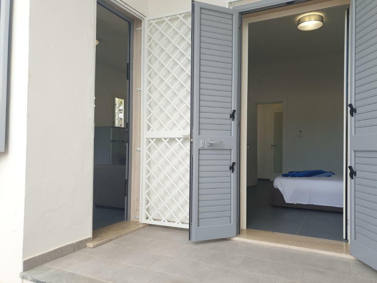 Medusa Room Apartment ปอร์โตเชซาเรโอ ภายนอก รูปภาพ
